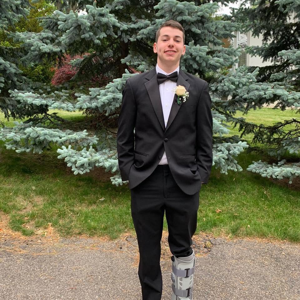 Tuxedo portrait, 2019